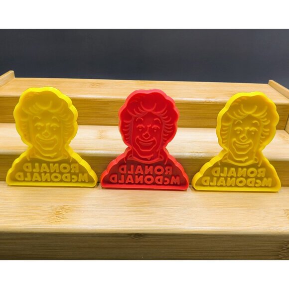 Lot of 3 Ronald McDonald Clown Cookie Cutter Hallmark Vintage 1980 Yellow Red - Picture 1 of 5